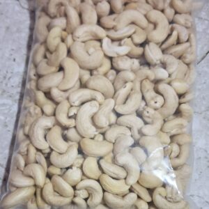 Cashew Nuts (କାଜୁ)